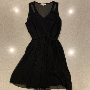 black loose mini dress